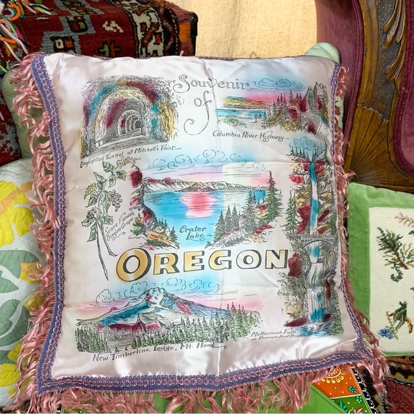 50s Oregon Souvenir Pillow Cover - Picture 12 of 12